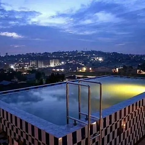 Mera Homes كامبالا